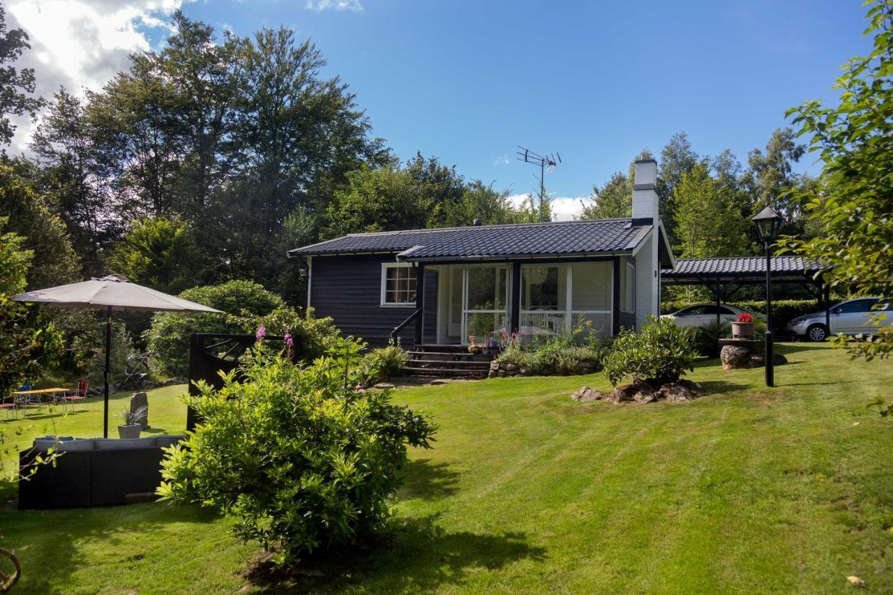Very Nice Cottage By The Lake. Lursjoen! Hästveda 外观 照片